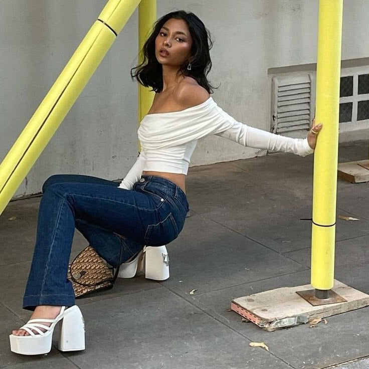 Off-shoulder T-shirt